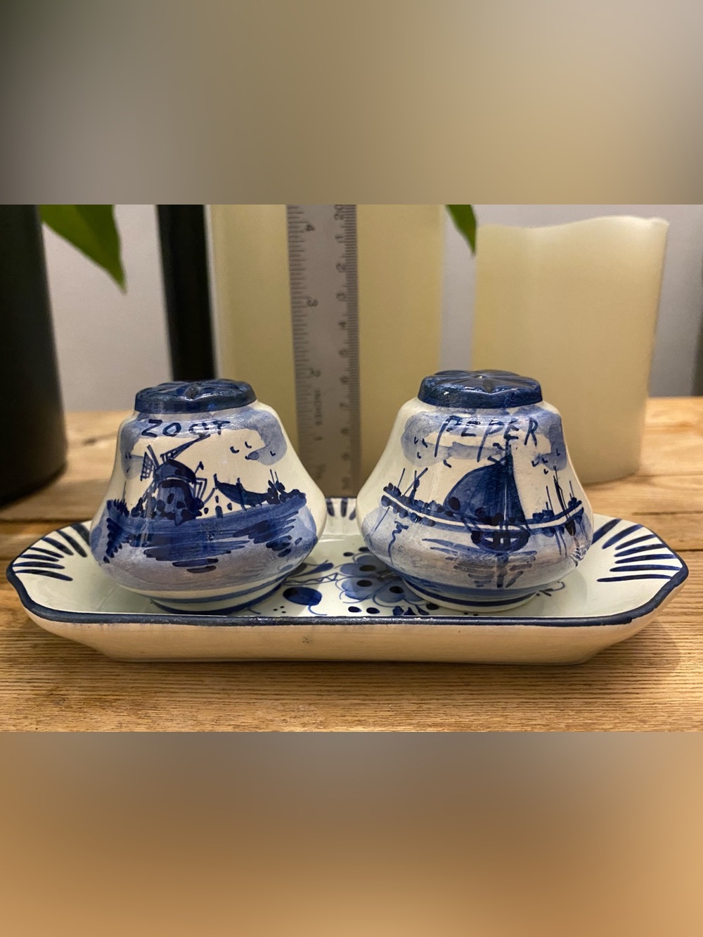 Vintage Delft Blue Hand Painted Salt & Pepper Shakers with Tray Set Zout & Peper